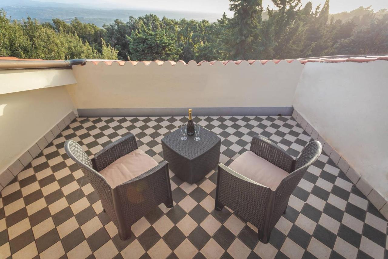 Paradiso 3*